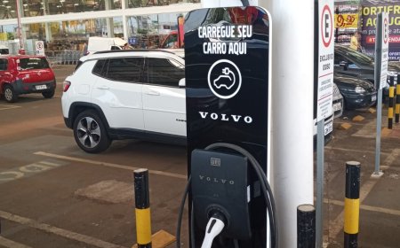 Carros elétricos ganham novo ponto de recarga de veículos elétricos 
