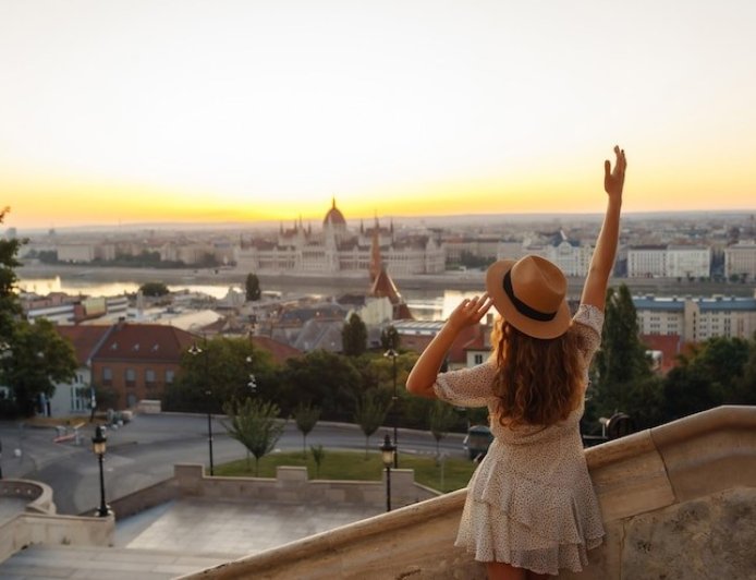 15% das mulheres viajaram sozinhas no último ano, aponta pesquisa