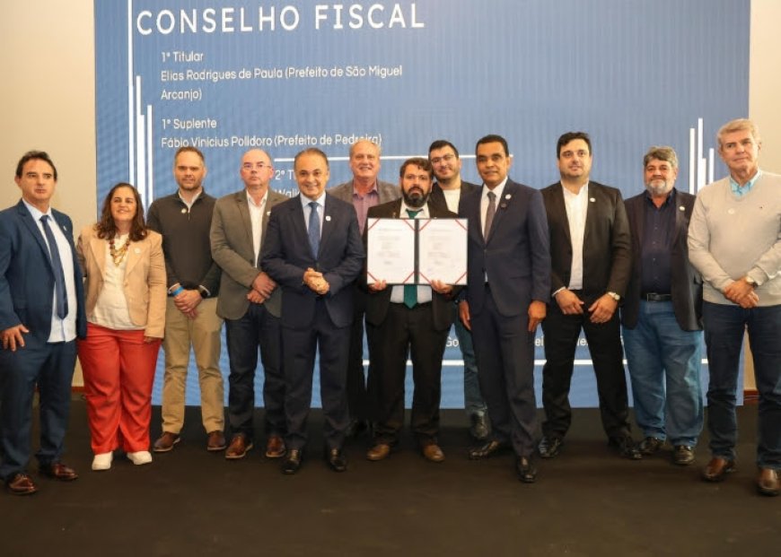 Em São Paulo, prefeito Zezinho Gimenez busca recursos junto ao DER e é empossado como conselheiro da AMITESP