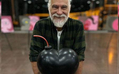 Salão do aeroporto Santos Dumont recebe a exposição Beijos (em)perfeitos   