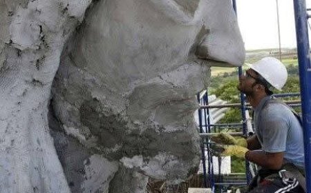 Cristo Salvador em Sertãozinho/SP inovou a maneira de trabalhar do artista plástico Markus Moura