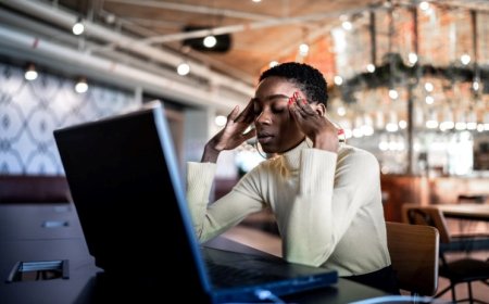 Afastamentos por transtornos mentais crescem 66% e desafiam empresas brasileiras