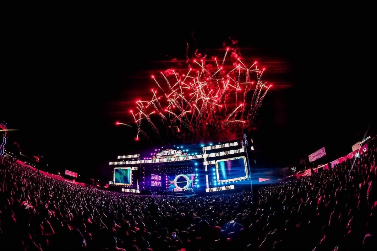 GUILHERME E BENUTTO ABREM PALCO DO FESTIVAL EXPOMIX BRASIL EM BRASÍLIA