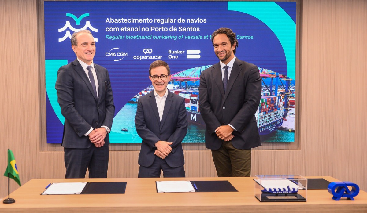 Etanol passa a abastecer navios regularmente no Porto de Santos